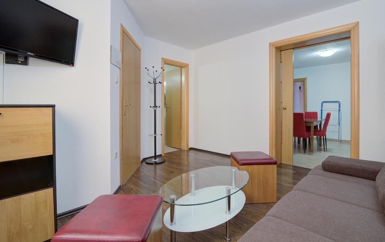 Apartments Lucia Senj 1 Buitenkant foto