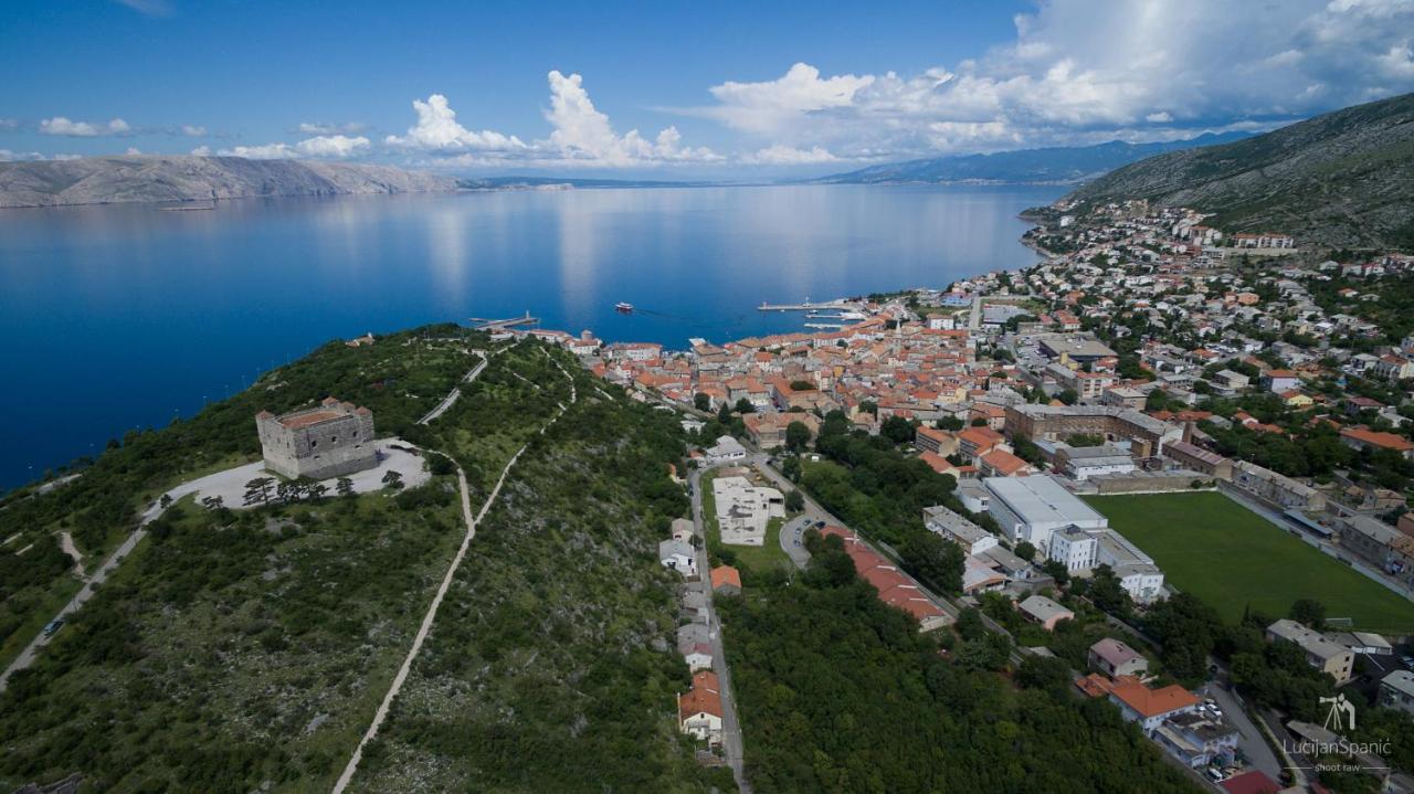 Apartments Lucia Senj 1 Buitenkant foto